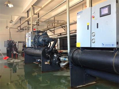 水冷式工業(yè)冷水機，北京冷水機，水冷螺桿低溫冷水機組