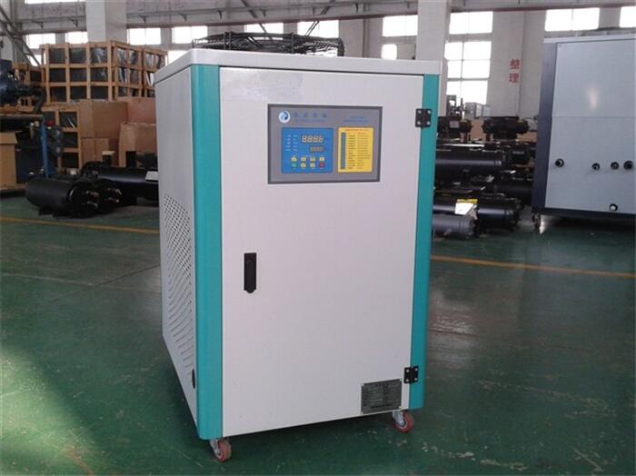 橡塑擠出專用冷水機，擠出行業(yè)配套用冷卻機組